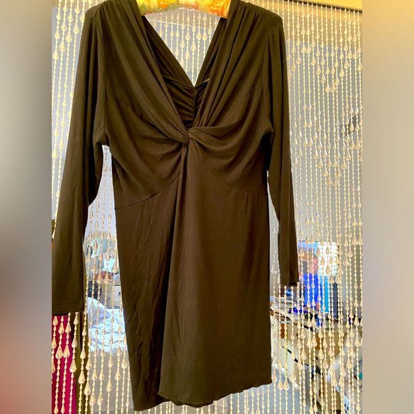 BOSTON PROPER TWIST FRONT BLOUSE - Picture 1 of 9